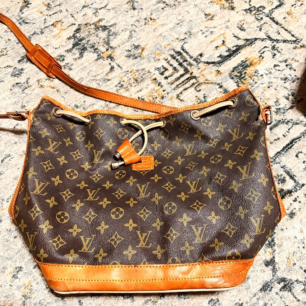 Fake Louie